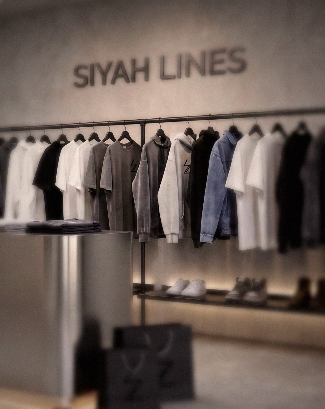 Siyah Lines store signage